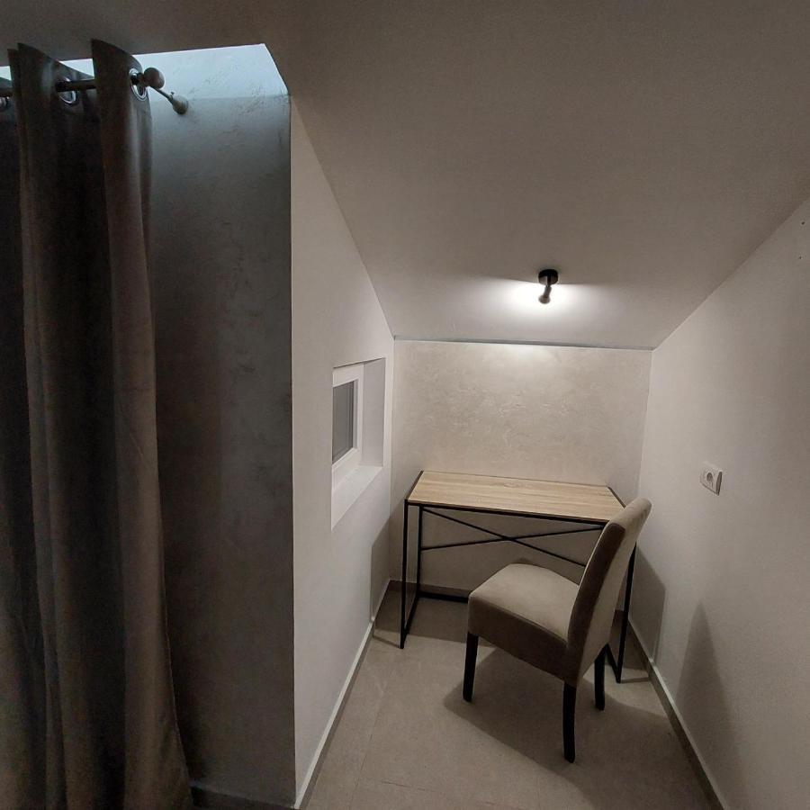 Apartman Lux Jelena Surcin Экстерьер фото